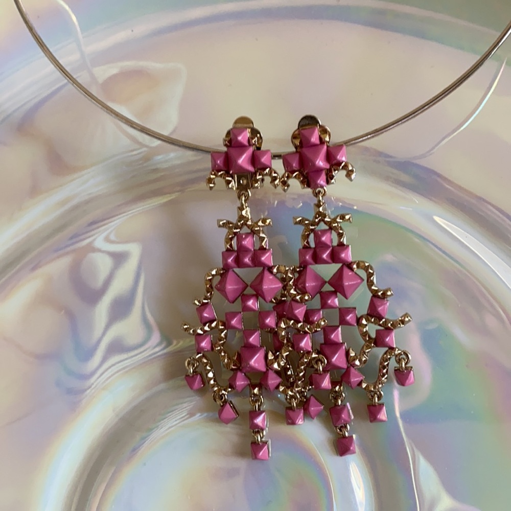 Valentino Garavani original Rockstud pink/ gold clip- on earrings.Made in Italy.